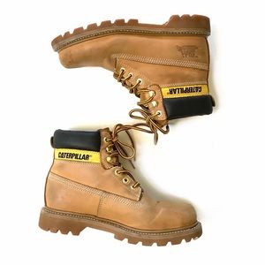 CAT Caterpillar 90s vintage tan yellow lace up construction work ankle boots